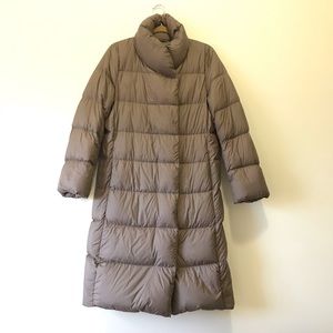 Uniqlo women coat size S beige